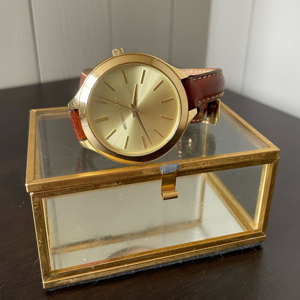 Michael Kors slim leather runway watch 42 mm
